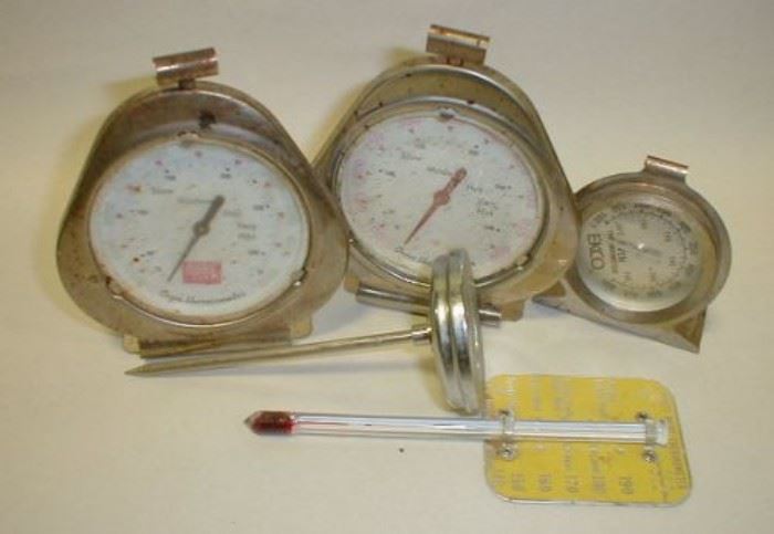 Kitchen thermometers