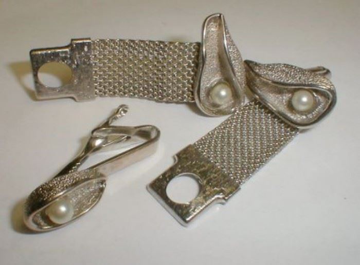 cuff link tie clip set