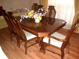 Nice Vintage Dining Table & 8 Cane Back Chairs
