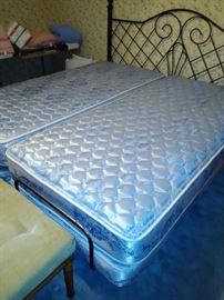 2 Sets of Twin Mattresses on Electric Bases (not tested)