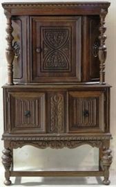 Court style cabinet