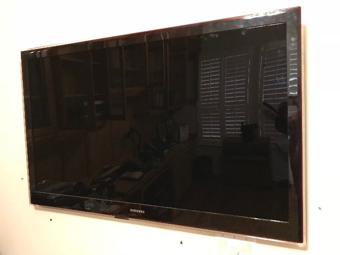 55" Samsung TV