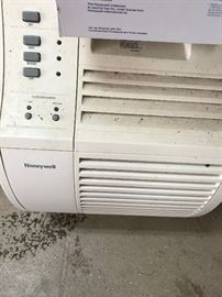 Honeywell 17000 Air Purifier