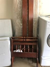 OLD OLD Childs Bed