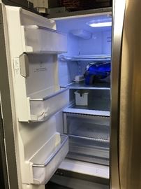 Kenmore Refrigerator - Freezer view