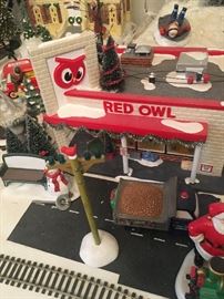 Red Owl collectible snow village pieces
