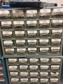 Organizer, small hardware