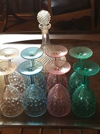 Decantor and stemware