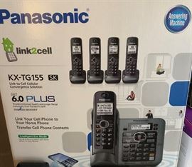 Panasonic KX-TG155 6.0 Plus Answering Machine and Phones