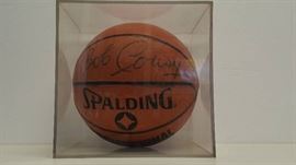Bob Cousy Autographed Full Size Spalding Professio ...