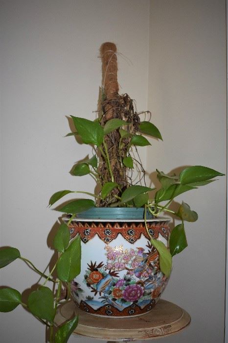 Chinese / Asian motif planter with plant