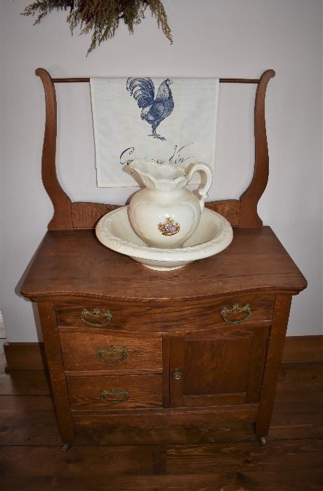 Antique Oak Wash Stand with Towel Bar with  Pitcher and Bowl (Chip in lip of Pitcher)