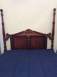  Full Size  Poster Bed