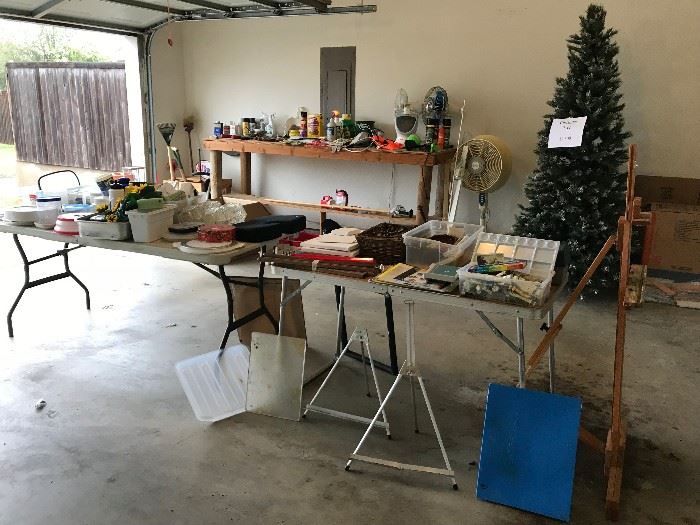 Oil Painting supplies, Christmas Tree, Tools and more