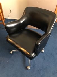 Mid-Century office swivel chair