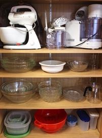 Vintage Hamilton Beach Mixer, Braun Food Processor w/ attachments, assorted glassware and bowls
