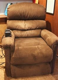 La-Z-Boy Luxury Lift Power Recliner.
