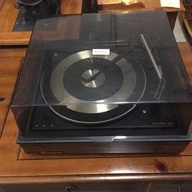 Glenburn Record Player