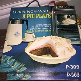 Vintage new inbox corning ware pie plates six available