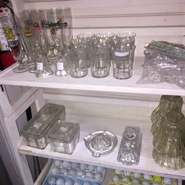 Set of beer glasses from western Germany, they said of Tiffin glasses from around the Civil War, US flags one with 48 states, vintage baking dishes, Glass light shades