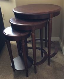 Round Burl Wood Stacking Tables (set/3)