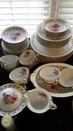 HIRA fine china, "American Rose", 8 piece setting, made in Japan.