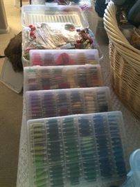 Assorted thread sets