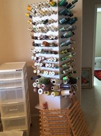 Thread display rack and thread