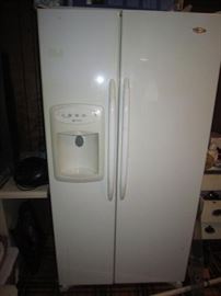 side by side refrigerator and freezer