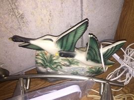 Mallard Duck tv lamp
Works!