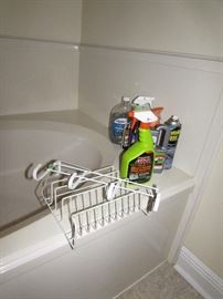 Cleaning agents and organizers