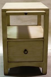 Stand w/ pull out tray