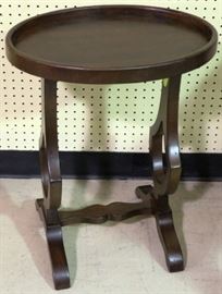 Oval mahogany stand