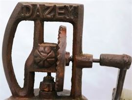 closer view of maker mark