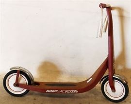 Vintage Radio Flyer scooter