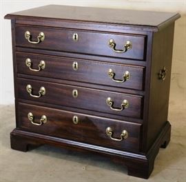 Henkel Harris 4 drawer chest
