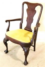 Chippendale arm chair