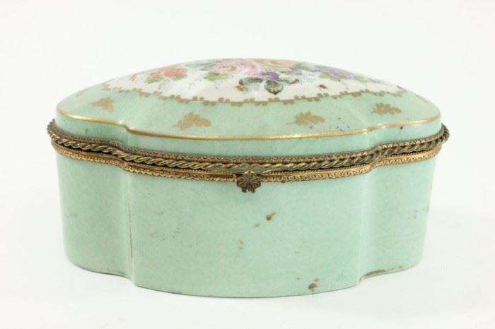 Lot 23: Limoges Porcelain Floral Decorated Oval Box