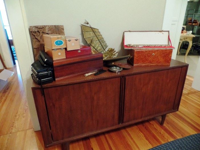 Credenza with humidifiers and cigars plus accessories