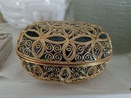 Now this is a neat thing...an egg shaped box with filigree like detail