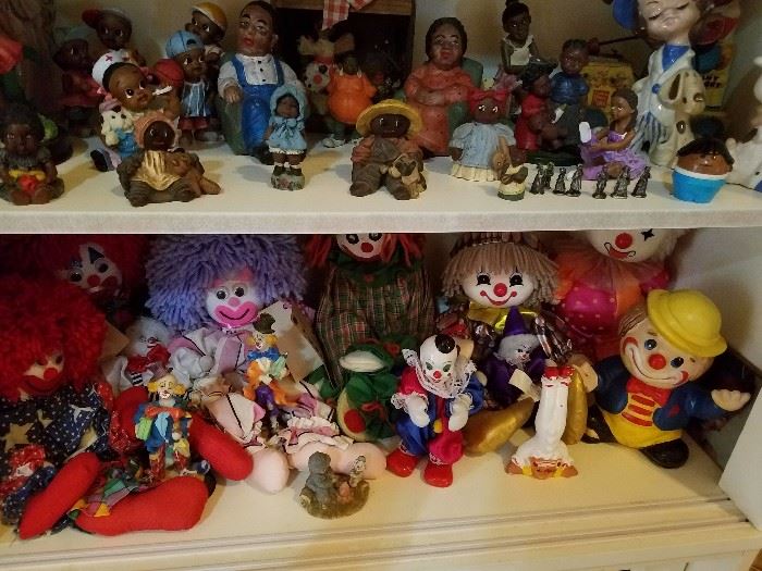 Clowns and other accessories