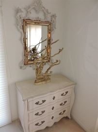 ...you are not seeing double...we have PAIRS of these...sold by the piece.