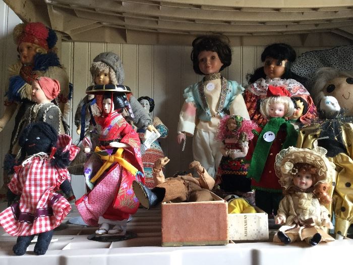 Nice collection of international dolls.