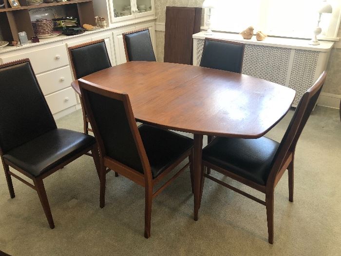 Mid Century Modern Walnut Table w/ Six Chairs