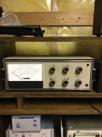 Heathkit Solid-State Voltmeter Model IM-16