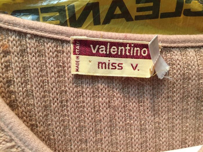  Vintage Valentino
