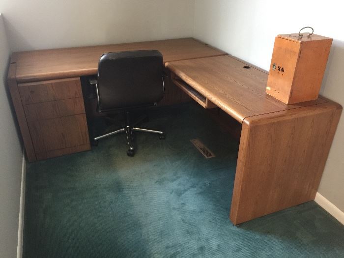 94. Hardwood House of Rochester, NY, Oak L-Shaped Executive Desk (72" x 30" x 78")                                                95. Vectra Contract Leather & Chrome Desk Chair on Casters 