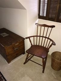 WOODEN ROCKING CHAIR