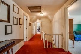 UPSTAIRS HALLWAY