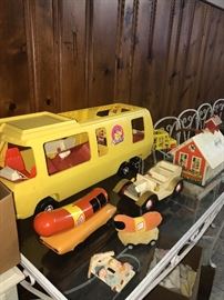 VINTAGE TOYS